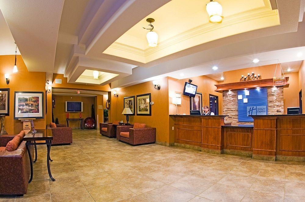 圣约翰堡智选假日酒店 Fort St. John 外观 照片